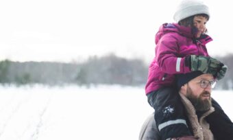 A father and daughter who chose Quebec for their winter vacation