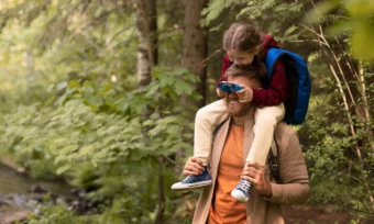 A family who knows the tricks to travel green